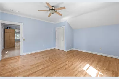 2210 S Winchester St, Milwaukee, WI 53207 - Photo 15