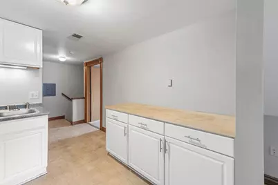 2210 S Winchester St, Milwaukee, WI 53207 - Photo 25