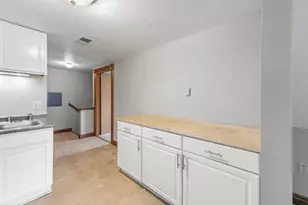 2210 S Winchester St, Milwaukee, WI 53207 - Photo 25
