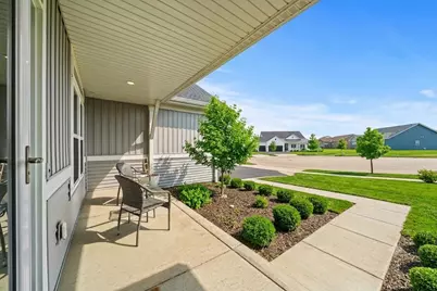 1740  Cobblestone Ct, Lake Geneva, WI 53147 - Photo 9