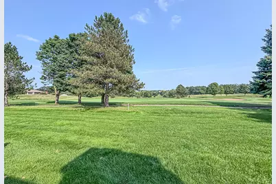 504 N Ponderosa Dr, Hartland, WI 53029 - Photo 37