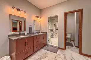 504 N Ponderosa Dr, Hartland, WI 53029 - Photo 23