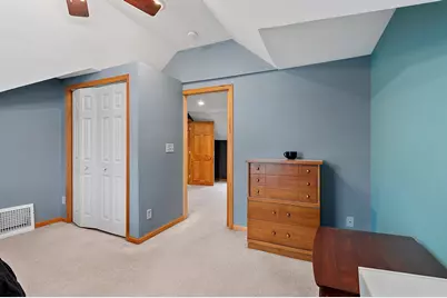 713  Huron St, Manitowoc, WI 54220 - Photo 27