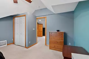 713 Huron St, Manitowoc, WI 54220 - Photo 27