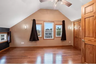 713  Huron St, Manitowoc, WI 54220 - Photo 23