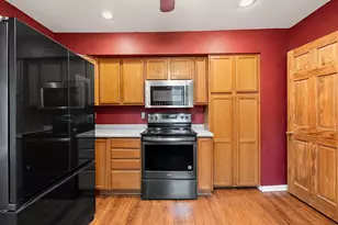 713 Huron St, Manitowoc, WI 54220 - Photo 5