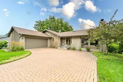 8032 S 66th St, Franklin, WI 53132 - Photo 1