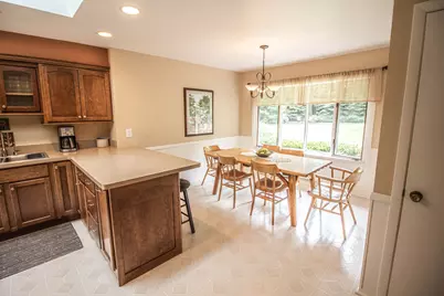 7343  Glencoe Dr, Cedarburg, WI 53012 - Photo 5