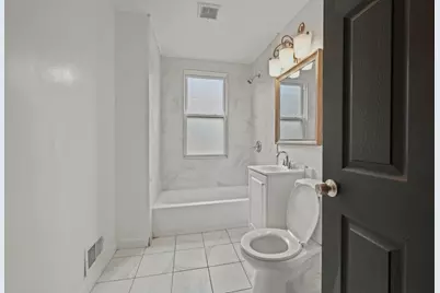 1929 N 38th St #1931, Milwaukee, WI 53208 - Photo 9