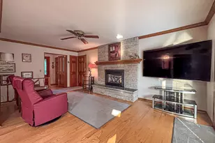 W228S5955 Arrow Ridge Rd, Waukesha, WI 53189 - Photo 9