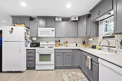 4223  Canterbury Ln, Racine, WI 53403 - Photo 19