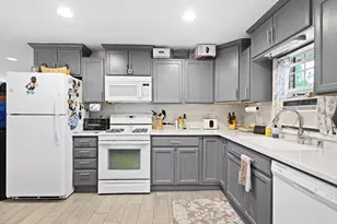 4223 Canterbury Ln, Racine, WI 53403 - Photo 19
