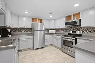 4223 Canterbury Ln, Racine, WI 53403 - Photo 33