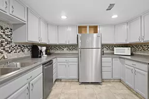 4223 Canterbury Ln, Racine, WI 53403 - Photo 35