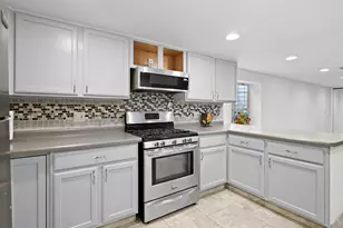 4223 Canterbury Ln, Racine, WI 53403 - Photo 35