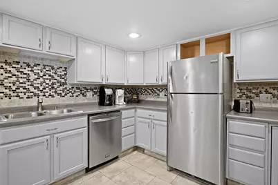 4223  Canterbury Ln, Racine, WI 53403 - Photo 37