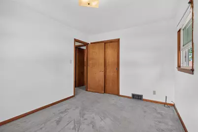 916  Jefferson St, West Bend, WI 53090 - Photo 15
