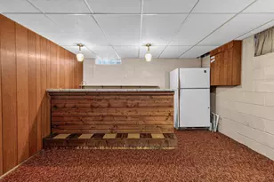 916 Jefferson St, West Bend, WI 53090 - Photo 23