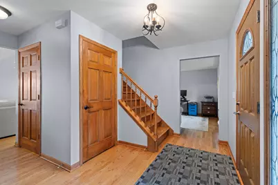 W248S6006  Deerfield Cir, Waukesha, WI 53189 - Photo 5