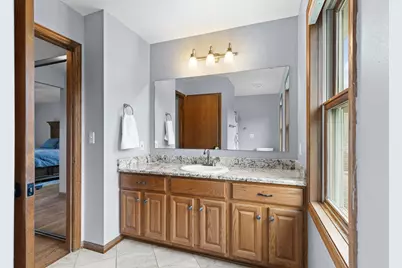 W248S6006  Deerfield Cir, Waukesha, WI 53189 - Photo 25