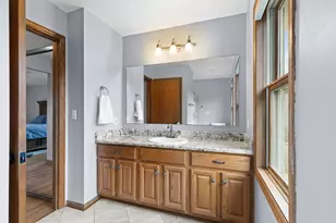 W248S6006 Deerfield Cir, Waukesha, WI 53189 - Photo 25