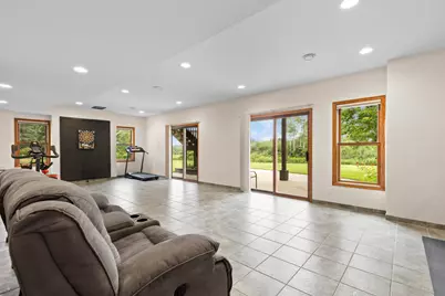 W248S6006  Deerfield Cir, Waukesha, WI 53189 - Photo 35