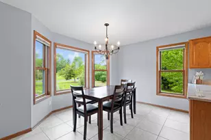 W248S6006 Deerfield Cir, Waukesha, WI 53189 - Photo 11