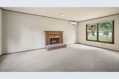 1504 W Decorah Rd, West Bend, WI 53095 - Photo 5
