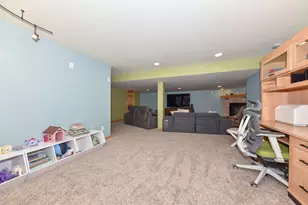 3234 S 57th St, Milwaukee, WI 53219 - Photo 37
