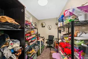 2727 S Austin St, Milwaukee, WI 53207 - Photo 11