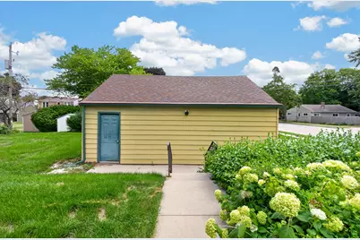 1058  7th Ave, Grafton, WI 53024 - Photo 15
