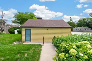1058 7th Ave, Grafton, WI 53024 - Photo 15
