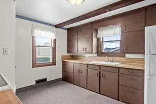 2600 Jackson St, Two Rivers, WI 54241 - Photo 11
