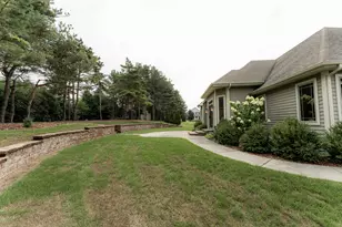 5020 Pine Tree Cir, Racine, WI 53402 - Photo 15