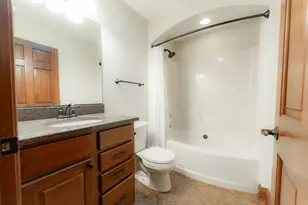 5020 Pine Tree Cir, Racine, WI 53402 - Photo 25