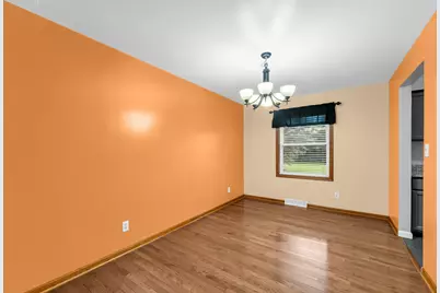 430  18th Ave, Racine, WI 53182 - Photo 9