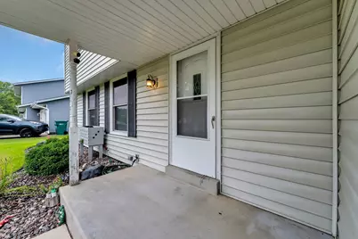 430  18th Ave, Racine, WI 53182 - Photo 3