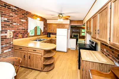 755  Adelmann Ave, Brookfield, WI 53045 - Photo 11
