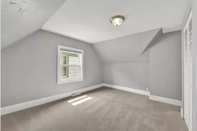 2812 N Pierce St, Milwaukee, WI 53212 - Photo 21