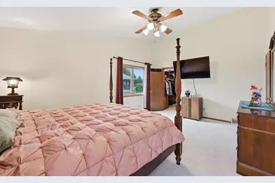 27346  Foxhaven Dr, Racine, WI 53185 - Photo 19