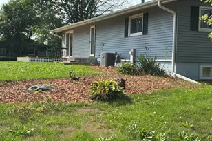 125 E Spaulding St, Watertown, WI 53098 - Photo 3