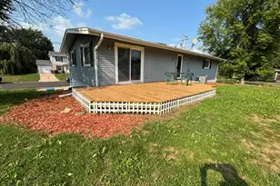 125 E Spaulding St, Watertown, WI 53098 - Photo 5
