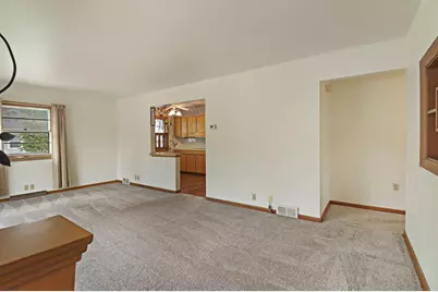 8920  20th Ave, Pleasant Prairie, WI 53143 - Photo 5