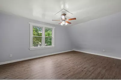 3026 W Eggert Pl, Milwaukee, WI 53209 - Photo 15