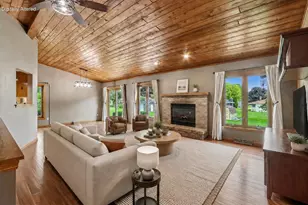 W235N6482 Outer Cir Dr, Sussex, WI 53089 - Photo 5