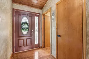W235N6482 Outer Cir Dr, Sussex, WI 53089 - Photo 3