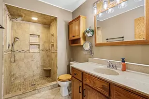 W235N6482 Outer Cir Dr, Sussex, WI 53089 - Photo 19
