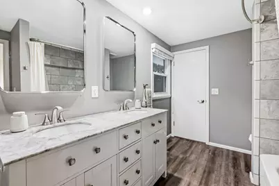 18675  Anita Ct, Brookfield, WI 53045 - Photo 17