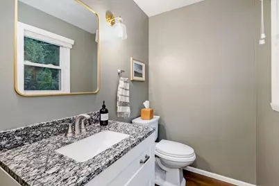 18675  Anita Ct, Brookfield, WI 53045 - Photo 9