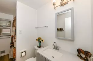619 Phoenix St, Delavan, WI 53115 - Photo 17